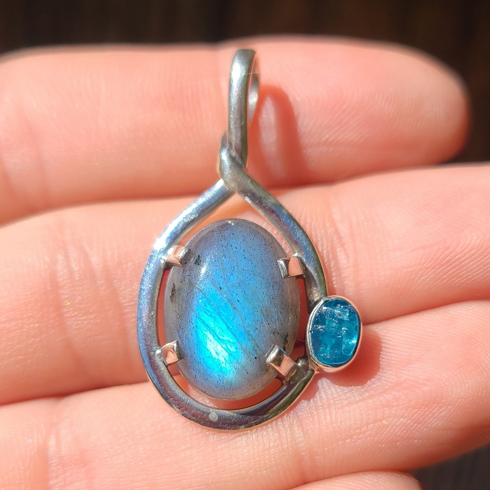 Blue Labradorite & Neon Blue Apatite (Rough) 925 Pendant